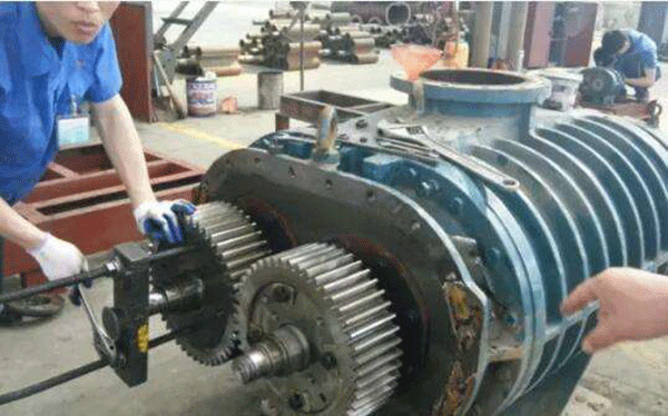 分享高壓電機(jī)軸承溫升的原因及處理方法。