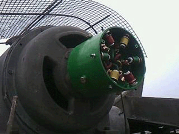 YKK高壓電動機(jī)及起動裝置檢修。